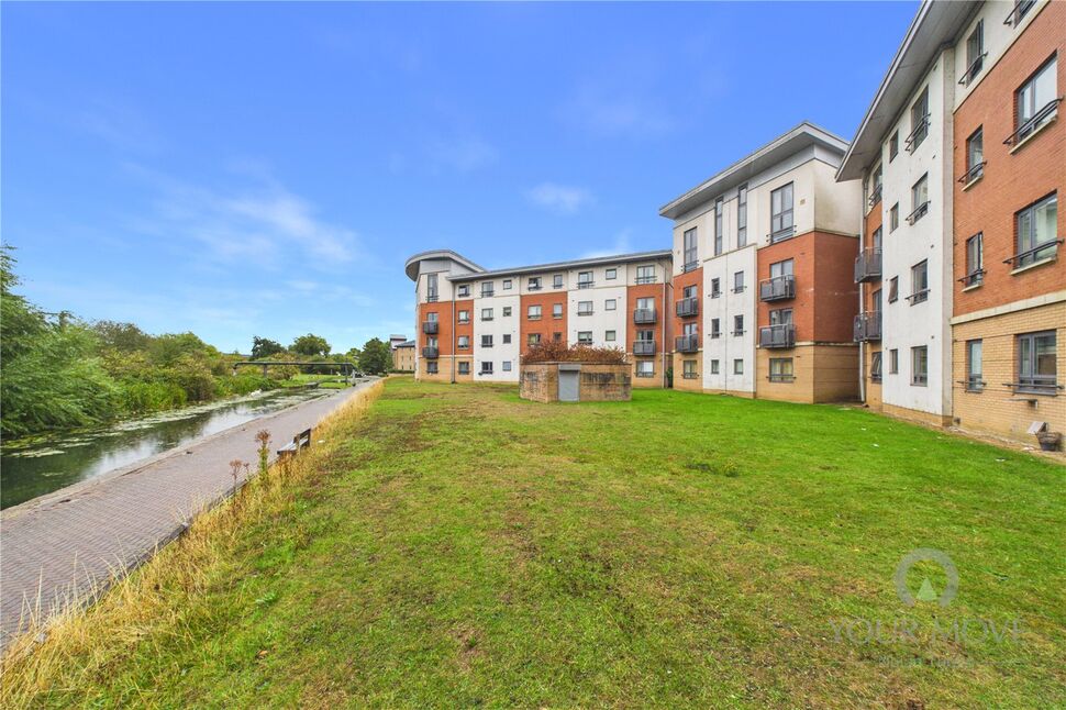 Main image of 2 bedroom Flat for sale, West Cotton Close, Southbridge, Northampton, NN4