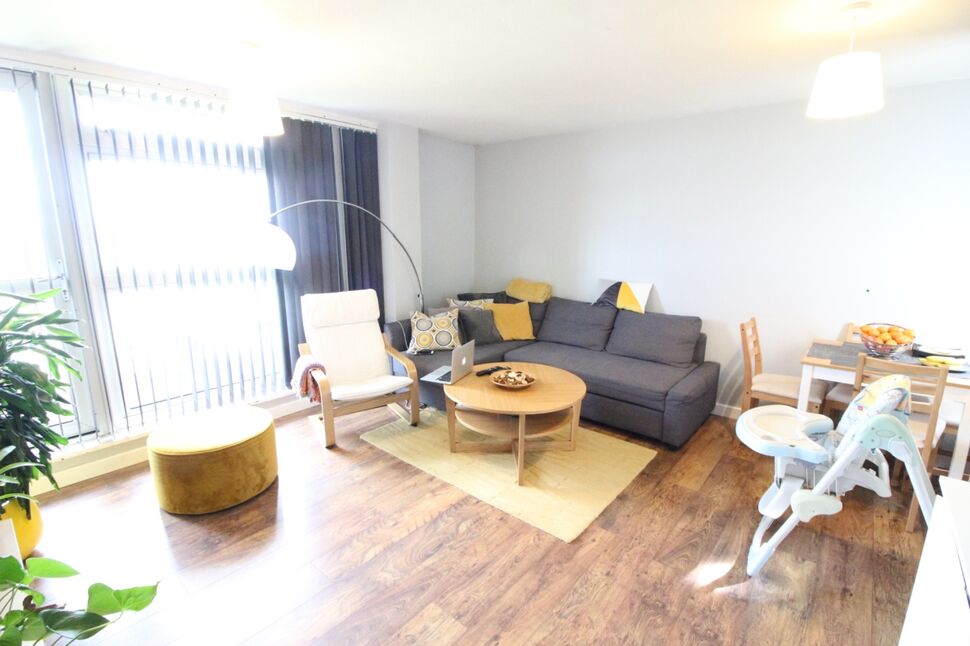 Main image of 2 bedroom  Flat for sale, Westwell Close, Kent, BR5