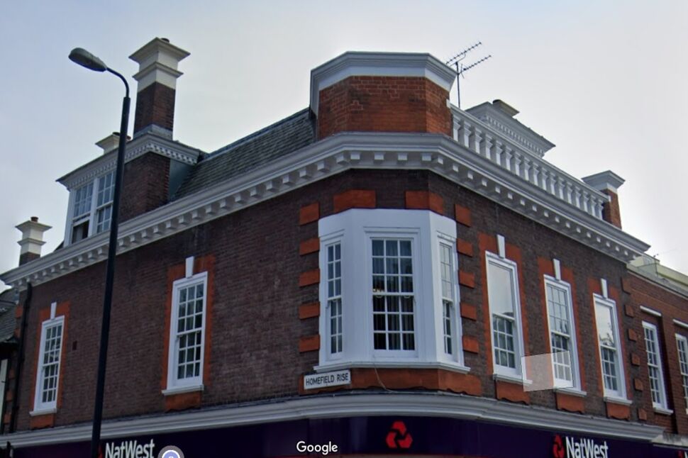 Main image of 1 bedroom Flat for sale, High Street, Kent, BR6