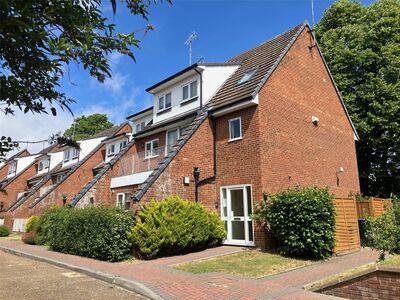 Brasted Close, 1 bedroom  Flat to rent, £1,300 pcm