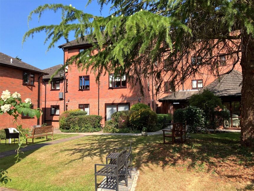 1 bedroom  Flat for sale