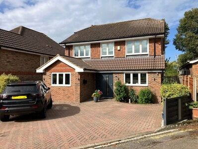Edith Road, 4 bedroom Detached House for sale, £900,000