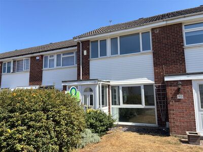 3 bedroom Mid Terrace House for sale