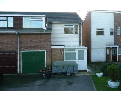 Black Path, 3 bedroom Semi Detached House to rent, £900 pcm