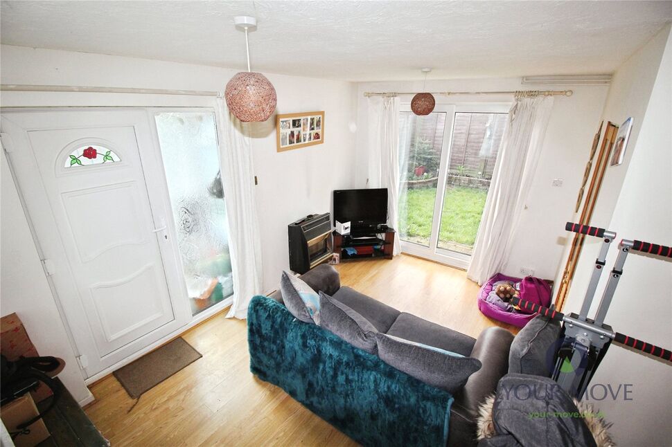 Living Room / Dining Room