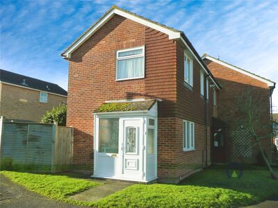 Howlett Drive, 1 bedroom End Terrace House to rent, £975 pcm