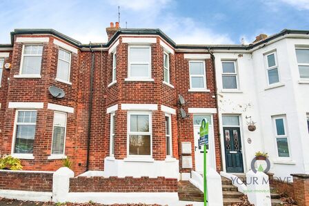 Station Road, 1 bedroom Flat to rent, &pound;950 pcm