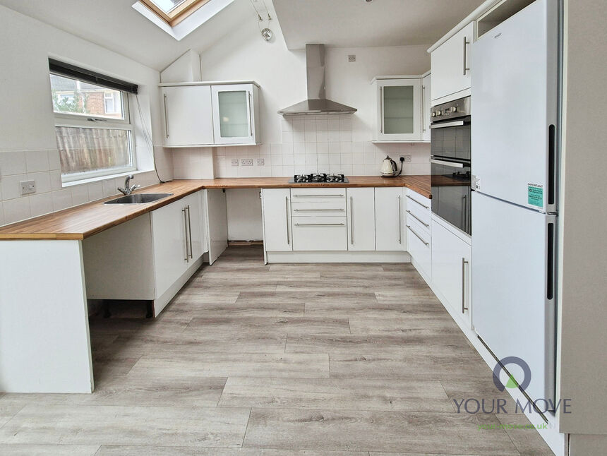 Kitchen / Breakfast Room