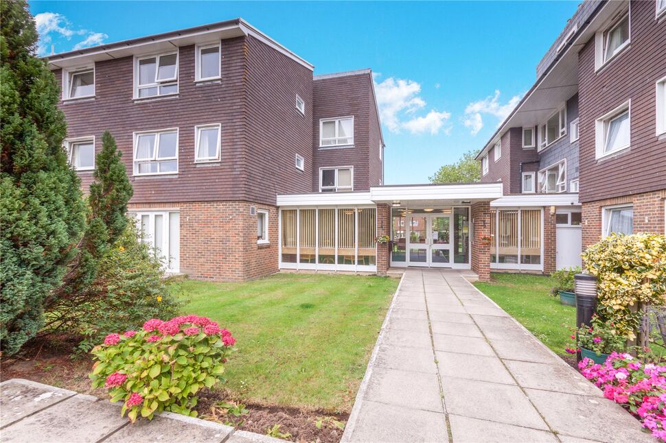 1 bedroom Flat for sale, Brookside Avenue, Polegate, BN26 £89,950
