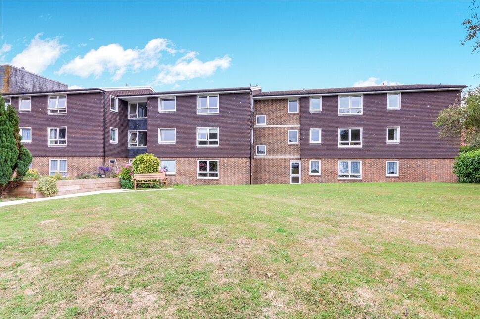 1 bedroom Flat for sale, Brookside Avenue, Polegate, BN26 £89,950