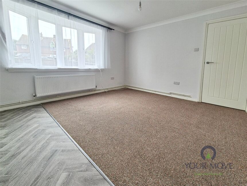 Living Room / Kitchen