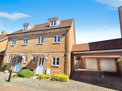 4 bedroom Semi Detached House for sale