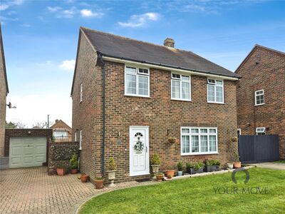 Wannock Gardens, 4 bedroom Detached House for sale, £440,000