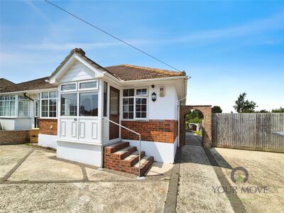 Gorringe Close, 3 bedroom Semi Detached Bungalow to rent, £1,500 pcm