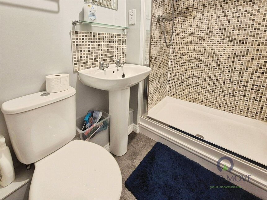 En-Suite Shower Room / WC