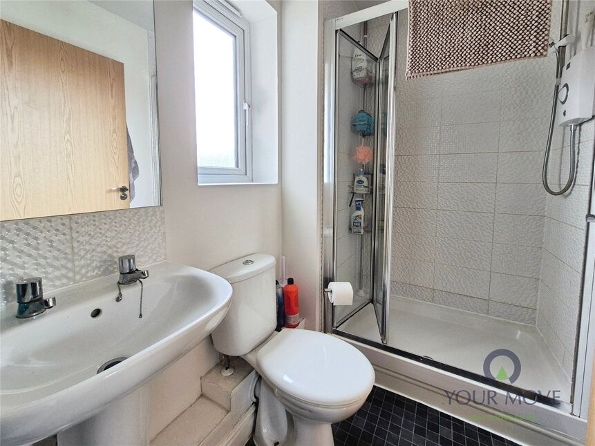 En-Suite Shower Room / WC