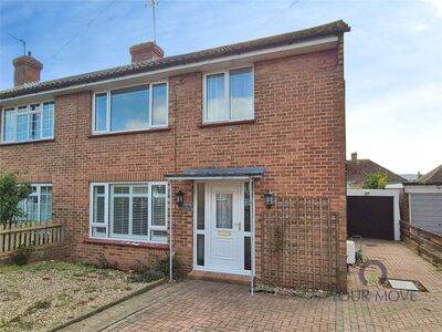 Gilda Crescent, 3 bedroom Semi Detached House to rent, &pound;1,650 pcm