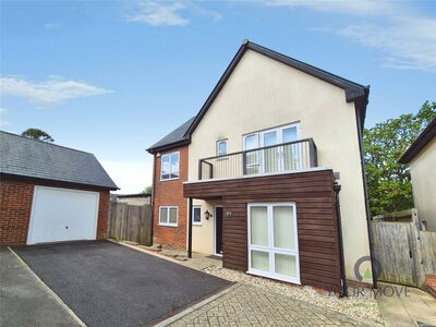 Buttercup Drive, 4 bedroom Detached House for sale, &pound;650,000