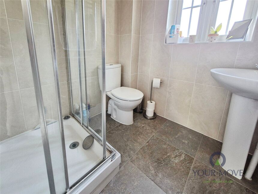 En-Suite Shower Room / WC