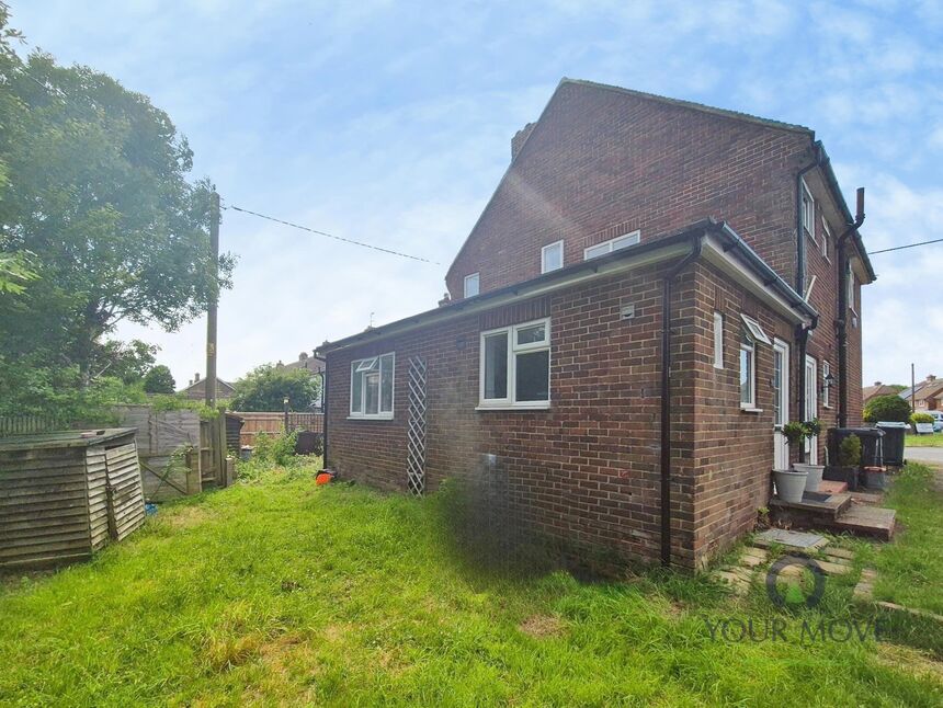Main image of 1 bedroom Flat to rent, South Road, Hailsham, East Sussex, BN27