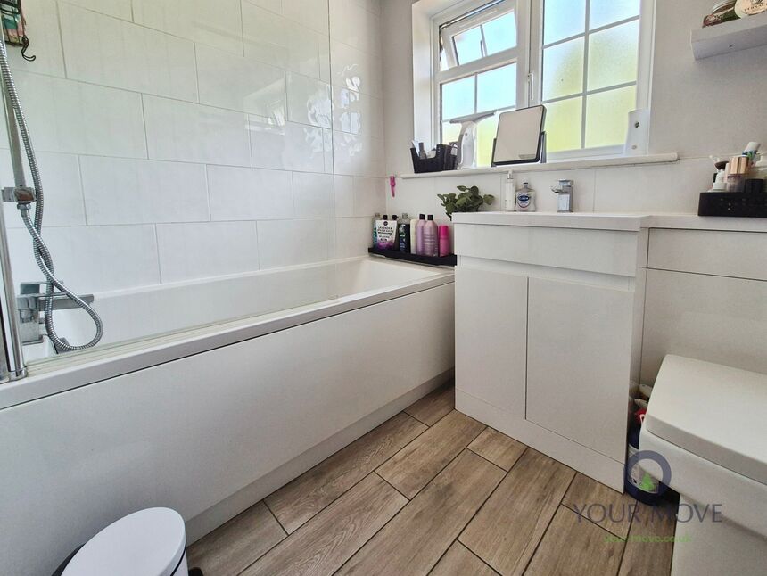 Bathroom / WC