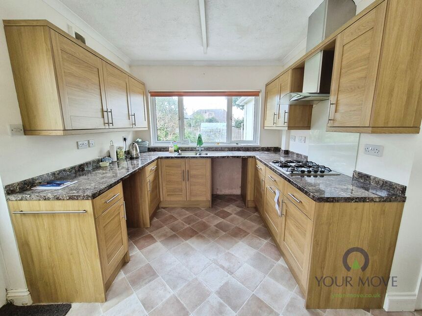 Kitchen / Breakfast Room
