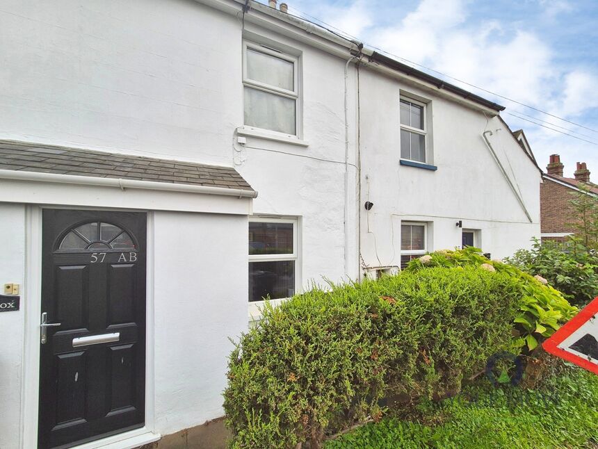 Main image of 1 bedroom Flat to rent, South Road, Hailsham, East Sussex, BN27