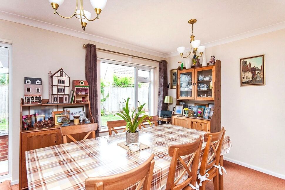 Living Room / Dining Room