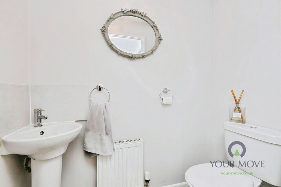 Cloakroom / WC