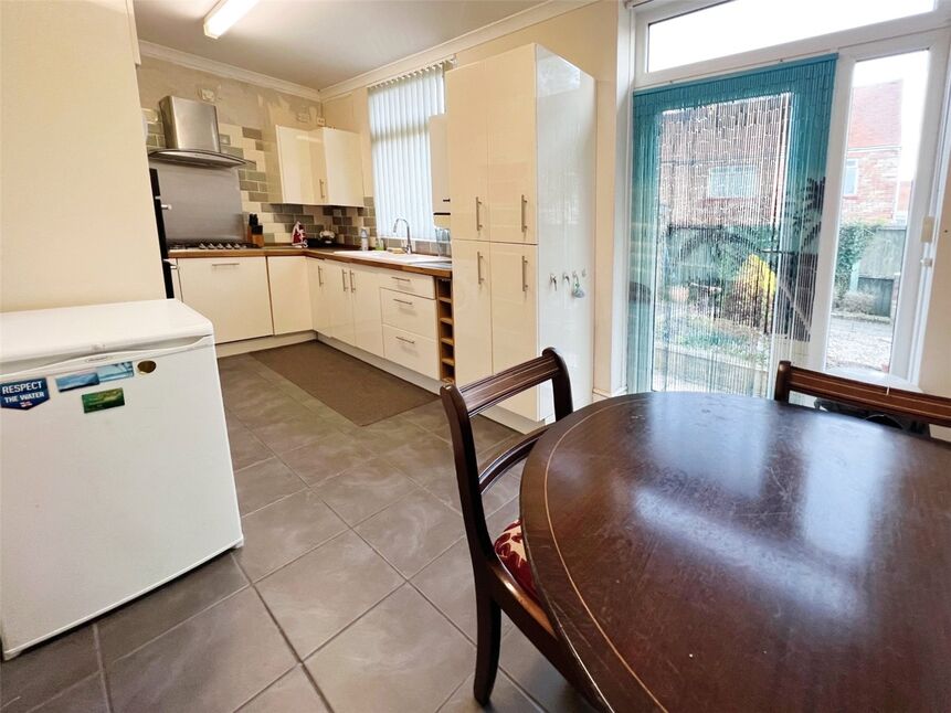 2 bedroom Detached Bungalow for sale, Victoria Avenue, Broadstairs
