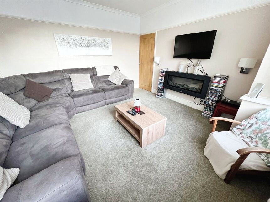 2 bedroom Detached Bungalow for sale, Victoria Avenue, Broadstairs