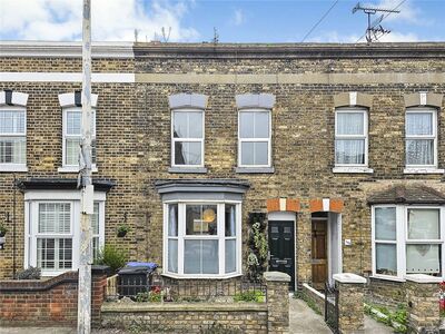 Hereson Road, 2 bedroom Mid Terrace House for sale, £250,000