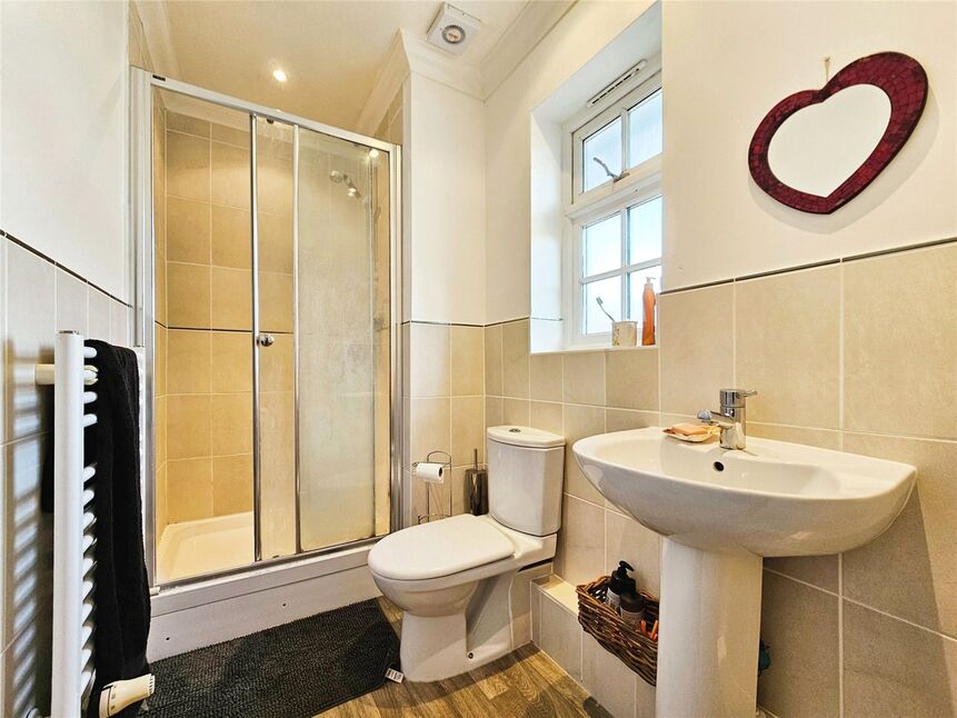 En-Suite Shower / WC