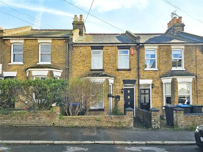 Chilton Lane, 3 bedroom Mid Terrace House for sale, £290,000