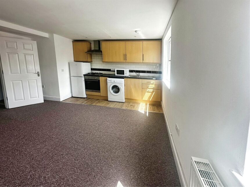 Main image of 1 bedroom Flat to rent, King Street, Ramsgate, Kent, CT11