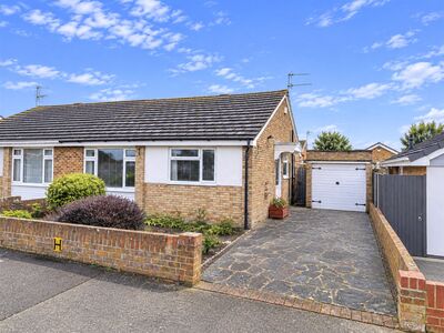 Windermere Avenue, 2 bedroom Semi Detached Bungalow for sale, &pound;270,000