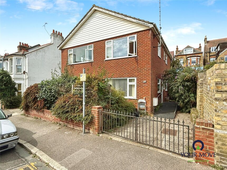 Main image of 2 bedroom Flat for sale, Belvedere Road, Broadstairs, Kent, CT10