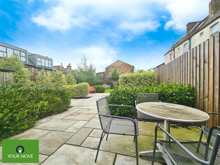 2 bedroom Flat for sale, Royal Road, Ramsgate, CT11 £250,000