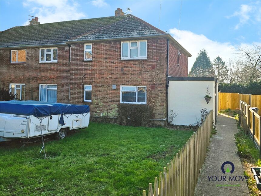 Main image of 2 bedroom Flat for sale, Molineux Road, Minster, Kent, CT12