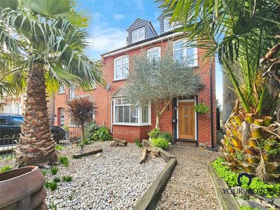 Avenue Road, 5 bedroom Semi Detached House for sale, £450,000