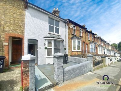 2 bedroom Mid Terrace House to rent