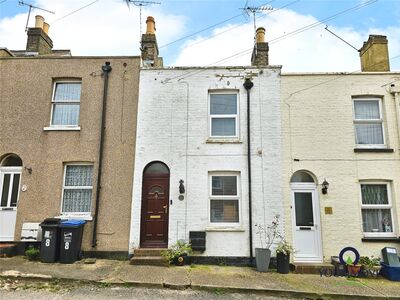 2 bedroom Mid Terrace House for sale