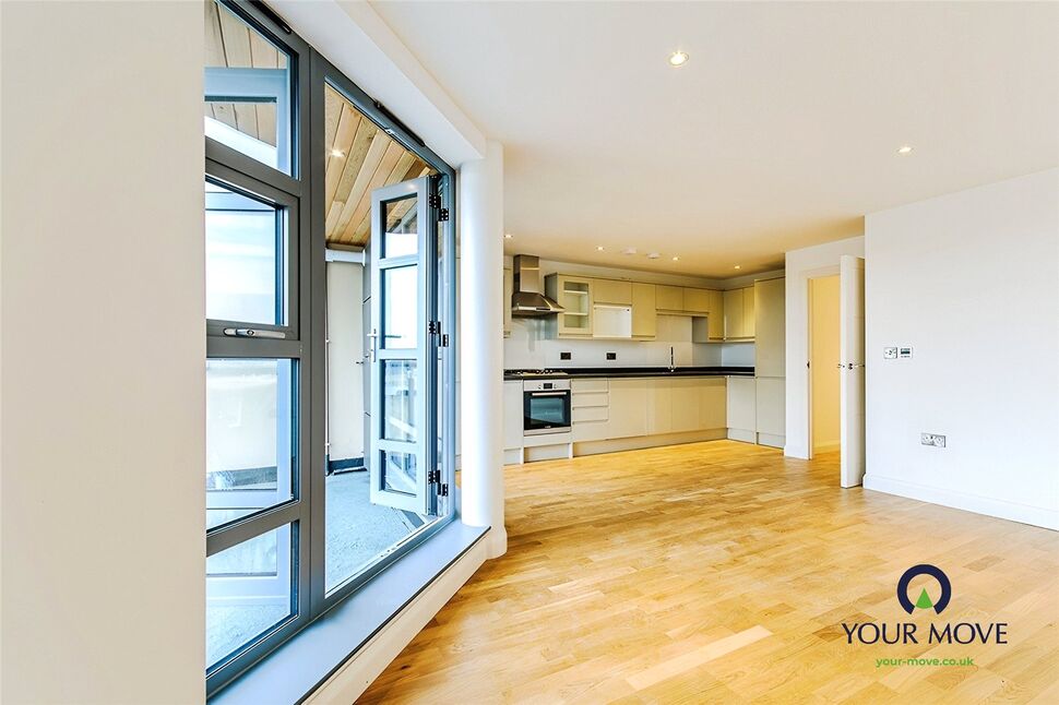 Lounge Kitchen