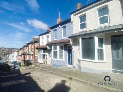 Syndale Place, 2 bedroom Mid Terrace House to rent, £1,100 pcm
