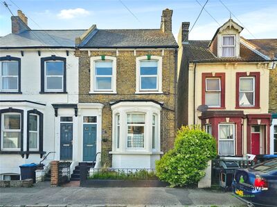 South Eastern Road, 3 bedroom Semi Detached House for sale, £350,000