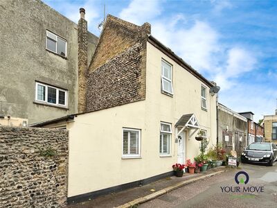 2 bedroom End Terrace House for sale
