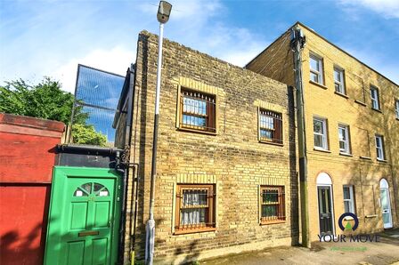 2 bedroom End Terrace House for sale