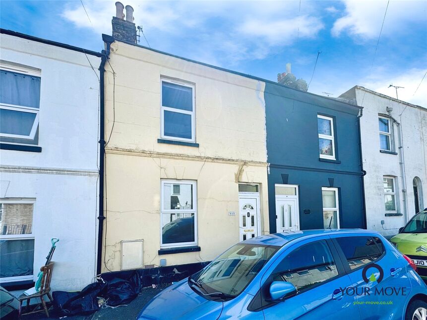 2 bedroom Mid Terrace House for sale