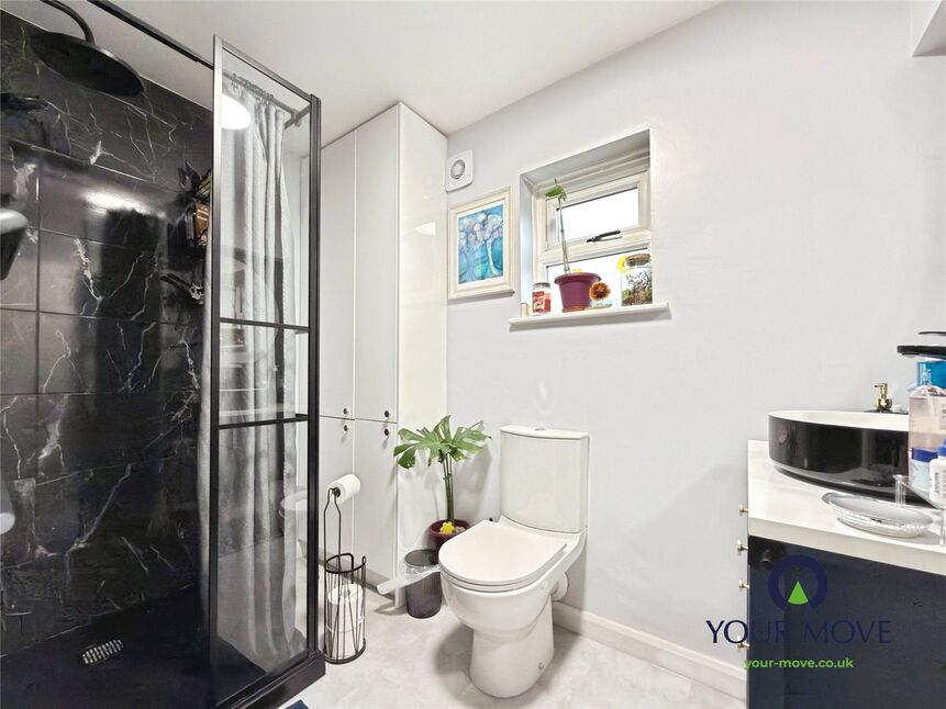 Shower Room / WC