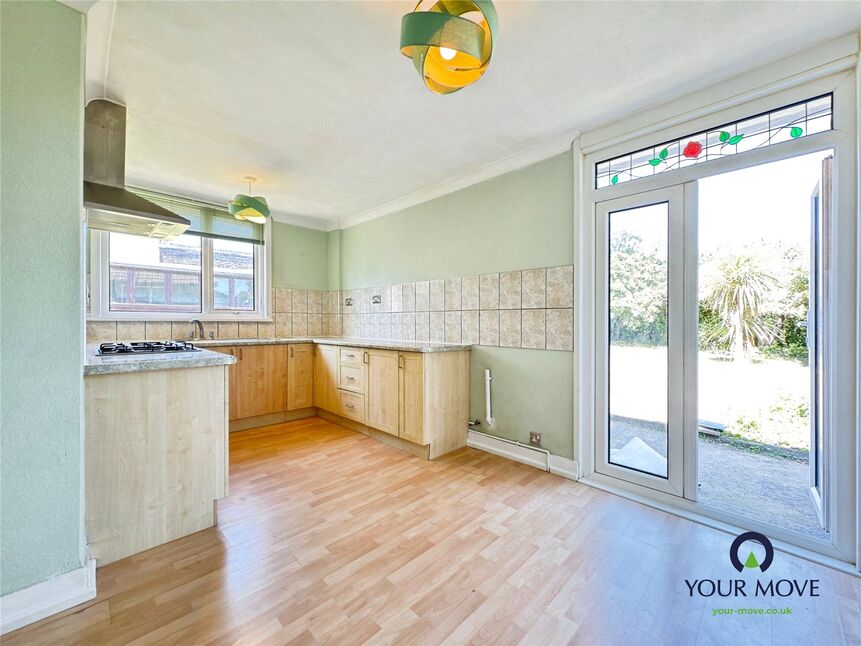 Kitchen / Breakfast Room